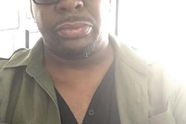 Sudbina se gorko poigrala sa njim: Pevač postao otac na dan kćerkine smrti (FOTO)