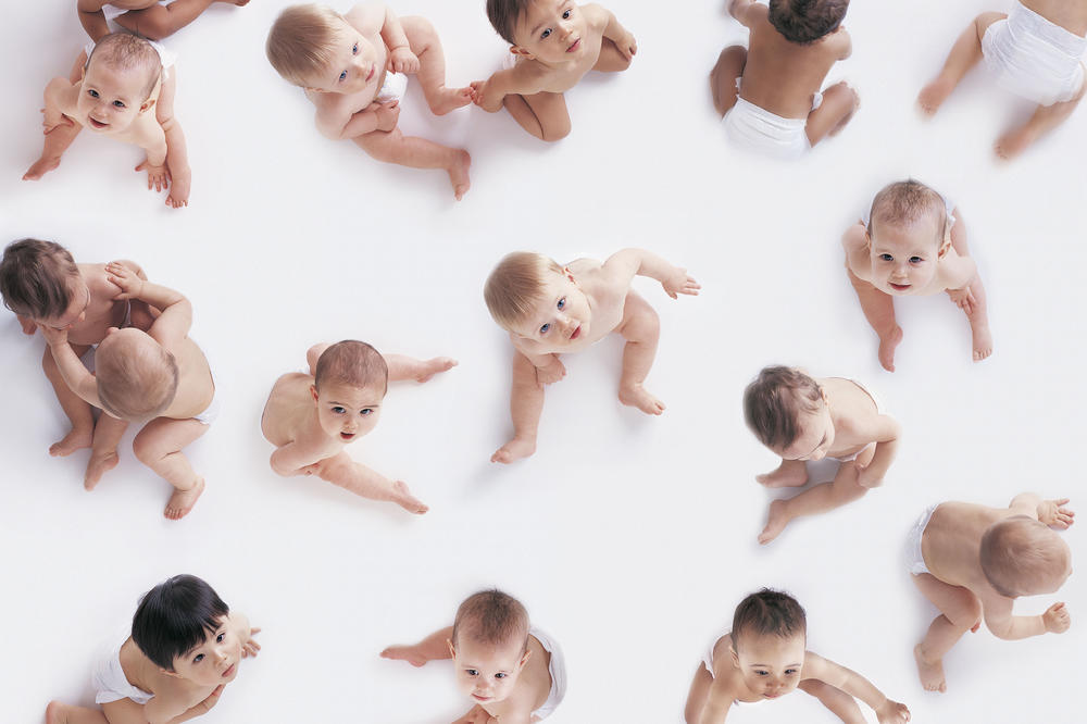 SUMANUTE STVARI ZA BEBE NA KOJE SRBI BACAJU PARE: Znate li šta je footmoof ili nosko?! (FOTO)