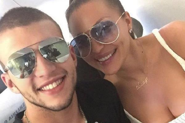 Mama, a ja? Kad je Ceca rekla Veljku zašto nosi samo ogrlicu sa natpisom Anastasija - bilo ga je sramota!