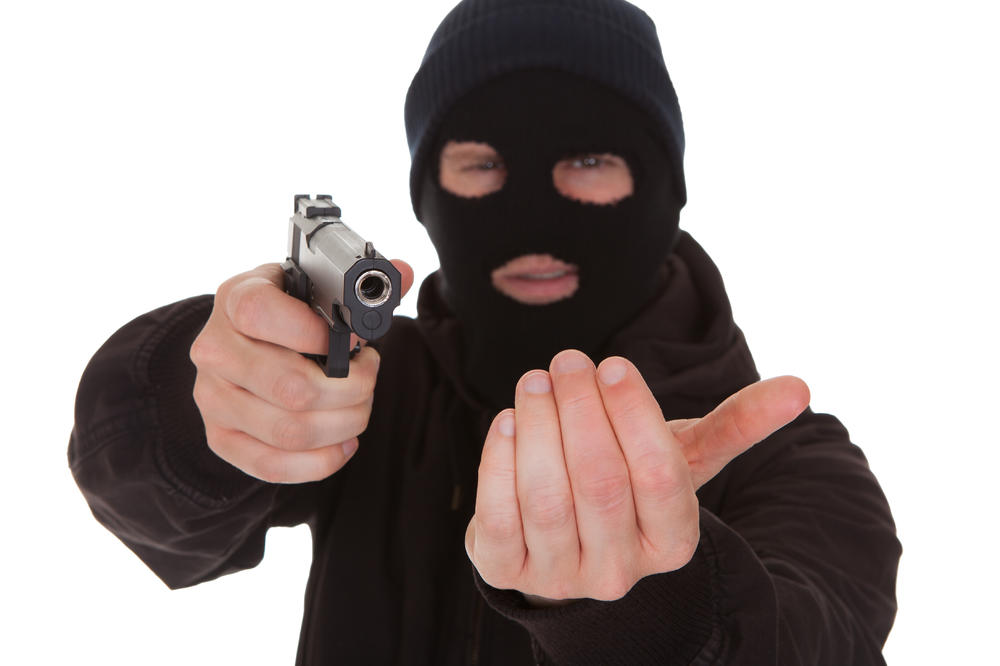 Uigrani tandem iz Bugarske KORISTIO BEBU ZA PLJAČKANJE stanova u Beogradu! Zvonili su od vrata do vrata, a onda...