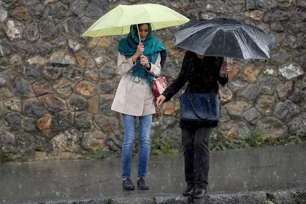 NE IZLAZITE IZ KUĆE BEZ KIŠOBRANA, ni danas nam neće biti ništa bolje! PONOVO PLJUSKOVI, temperatura NIKAD NIŽA!