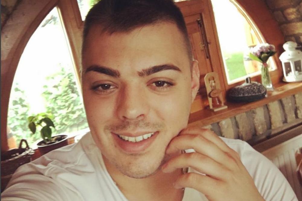 Šta se desilo ovom čoveku? Ugojio se, lice mu zaraslo u bradi, malo ko ga prepoznao