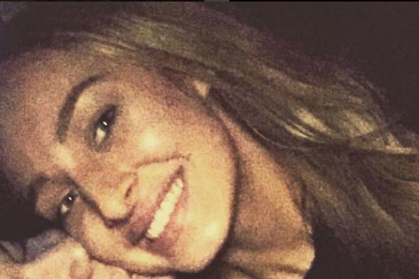 Mašo, plači! Kada vidi sa kim je Luna u strasnom zagrljaju, pući će od muke! (FOTO)