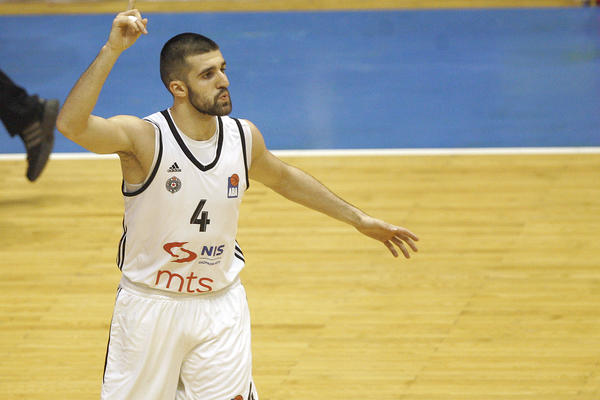 REŠENO: Cvetković potpisao! (FOTO) (VIDEO)