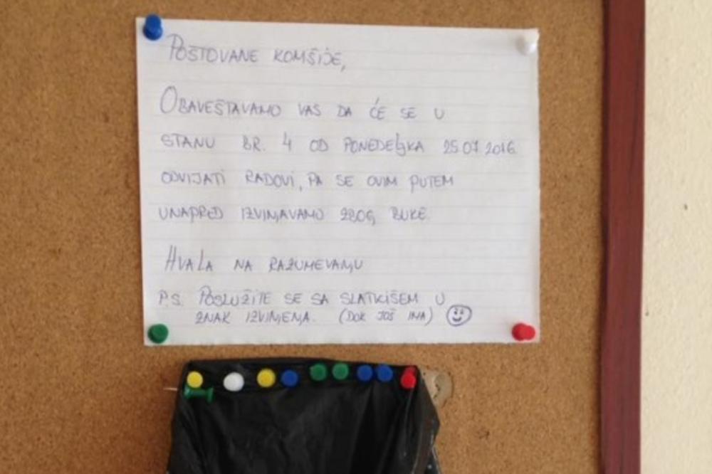 Obavestili su komšije da će biti buke u zgradi na najoriginalniji način! (FOTO)