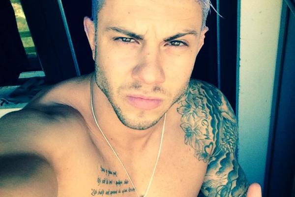 BIO JE JEDAN OD NAJVEĆIH ZAVODNIKA NA FARMI, a pojavio se u javnosti KAO ŽENA! Snimak koji će vas šokirati! (VIDEO)