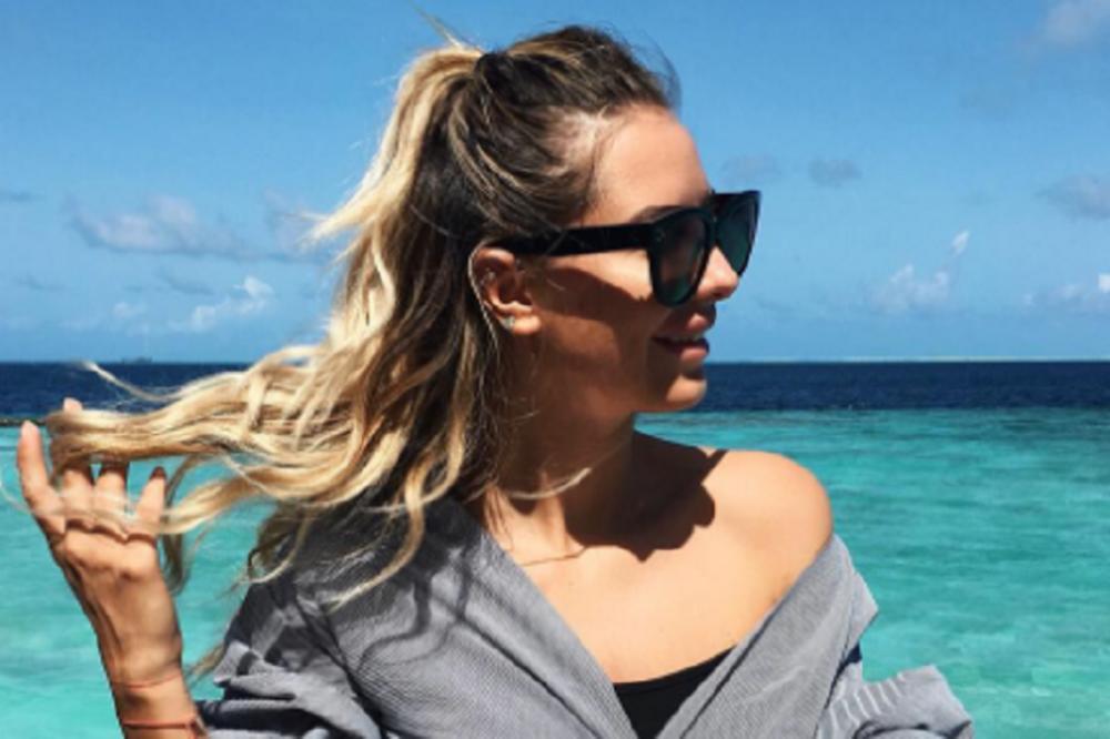 Samo ona joj ostala: Zaplakaćete sa Zorannah kad vidite koliko je ona usamljena i tužna devojka!