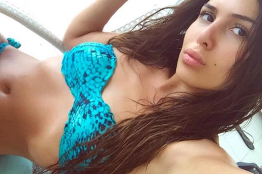 Cepa drva i vitla sekirom oko glave: Anastasija okačila zabrinjavajuću fotku, Ceca će se šlogirati kad vidi! (FOTO)