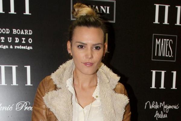 Šta se to desilo Ani Bebić? Ovim je potpuno šokirala javnost, ljudi zgranuti! (VIDEO)