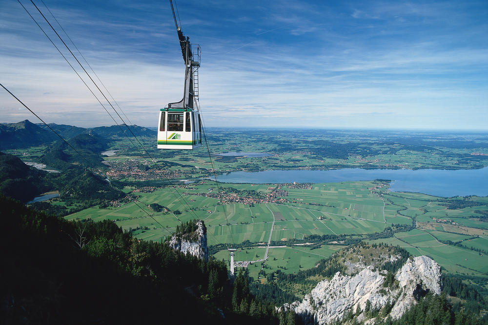 TRAGEDIJA U ČEŠKOJ! U padu kabine žičare poginula 1 osoba (VIDEO)
