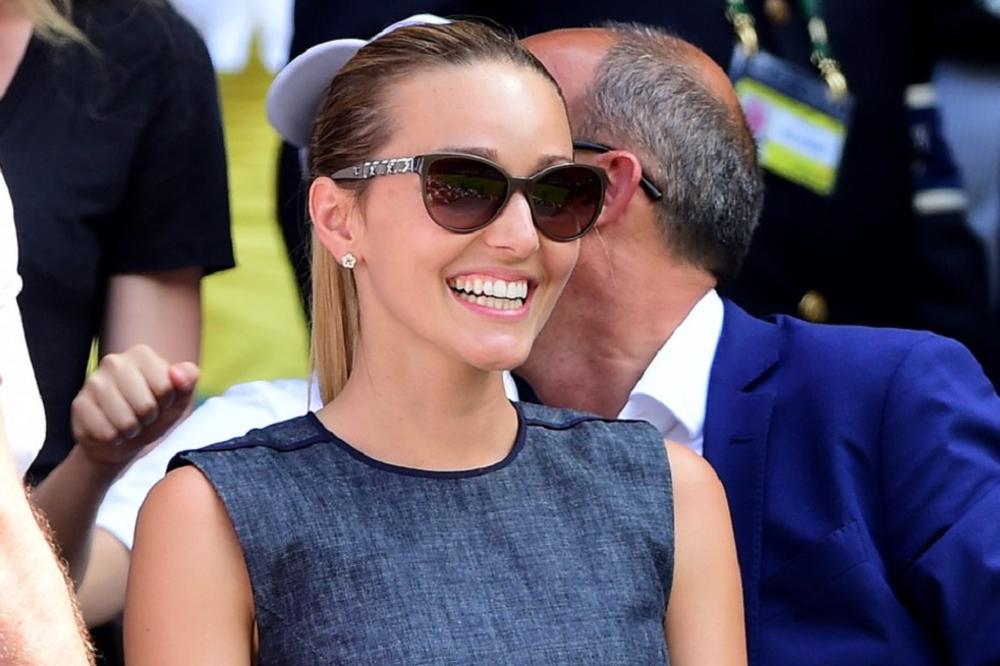 OTKRIVAMO: Evo koliko koštaju stvari koje nosi Jelena Đoković! Cifre će vas ŠOKIRATI, možete da kupite AUTO za jednu KRPICU!