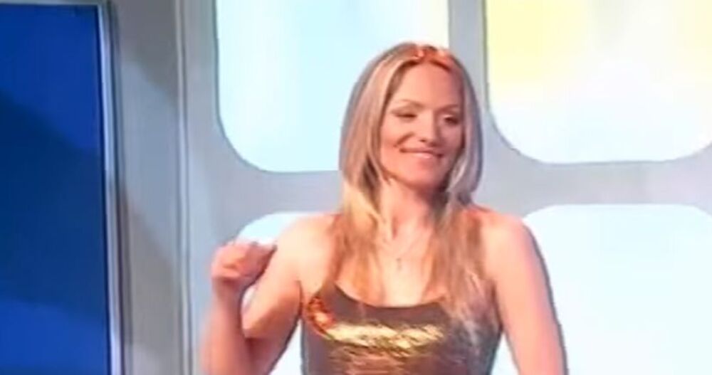 Gde je danas i šta radi  Ella B?