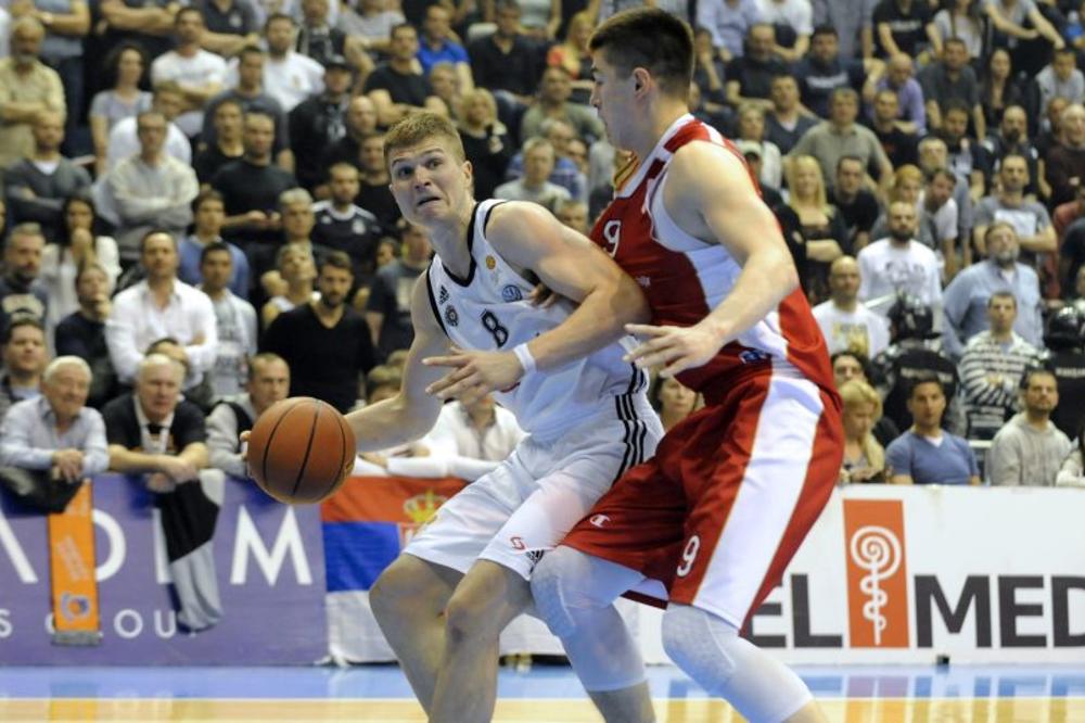 MURIĆ PRED DOLAZAK U BEOGRAD: Možemo da pobedimo Partizan, Grobari najbolji na svetu!