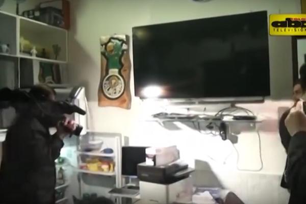 Kad narko bos ode u zatvor, živi kao car: Plazma tv, tri sobe,dvd kolekcija... (VIDEO)