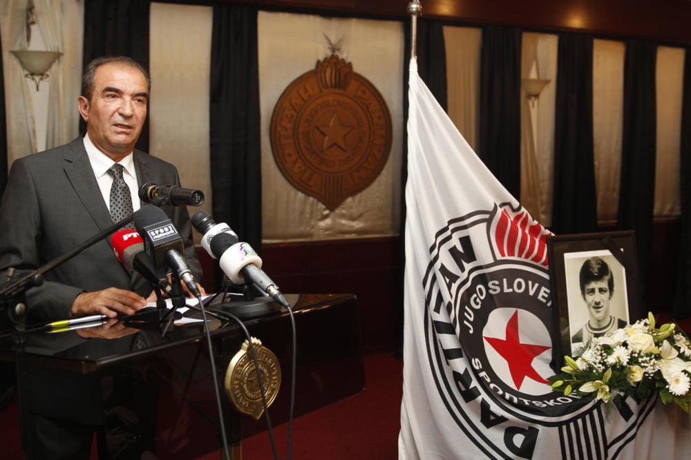 Oproštaj od legende: Reči Vladice Kovačevića moraju da budu poruka svim partizanovcima! (FOTO)