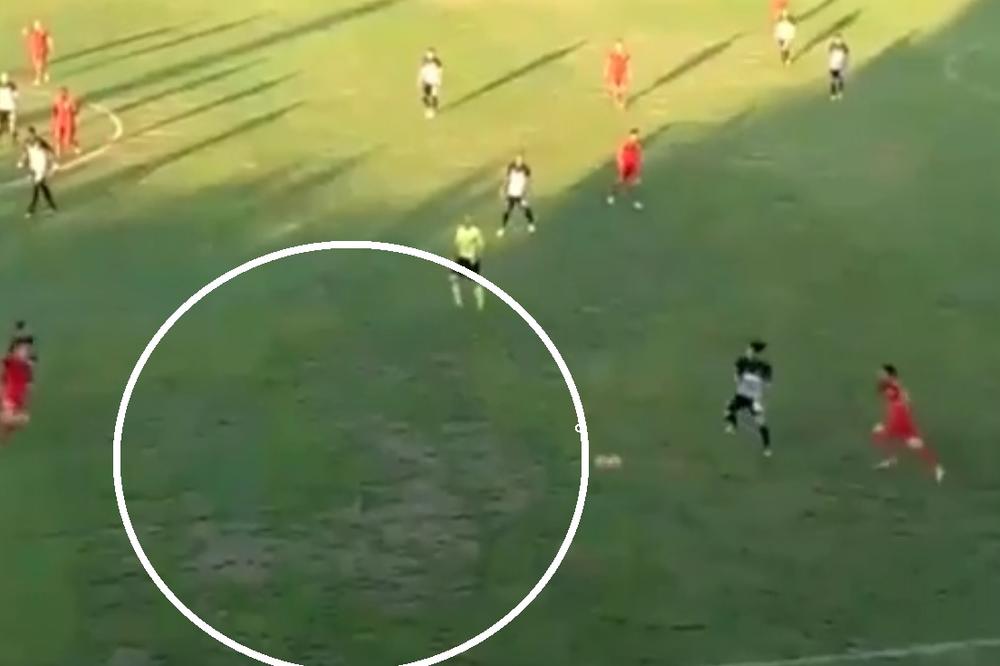 Da li je moguće da je ovo superligaški teren? Kruševljani, mora to bolje! (FOTO) (VIDEO)