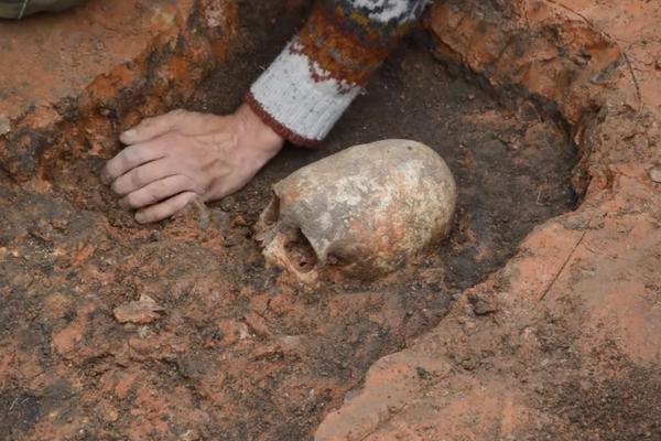 Šta su to pronašli Rusi: Lobanju pračoveka ili vanzemaljca? (FOTO) (VIDEO)