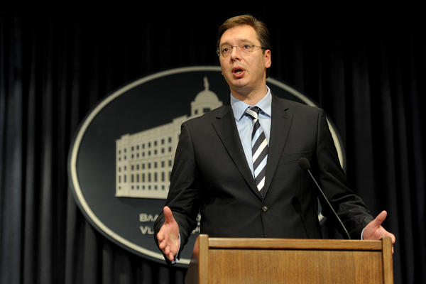 Vučić otkrio koji telefon fura! Ide li u korak s tehnologijom ili prati neke druge trendove?