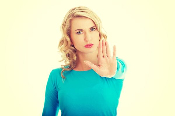 ŽELITE DA IZGLEDATE MLAĐE? Onda OVE stvari ZABORAVITE!