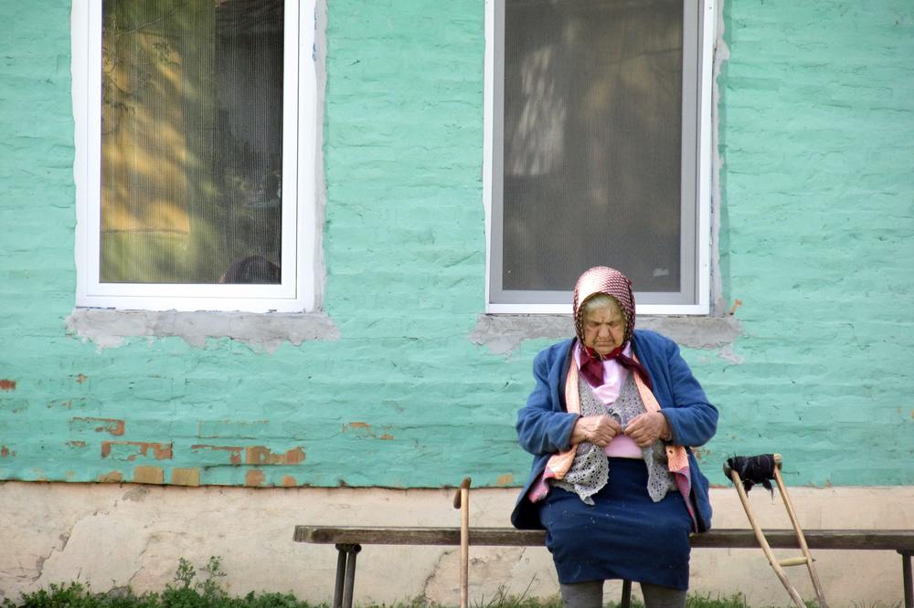 "DECA NISU DUŽNA DA BRIŠU RODITELJIMA ZADNJICU KAD OSTARE" Srbi poveli RASPRAVU, mreže se USIJALE, a ovo kaže ZAKON