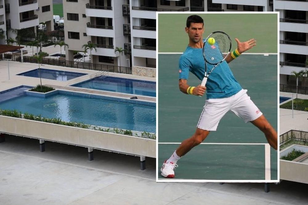 Zbog ove fotografije, voleli bismo da vidimo Novaka u bazenu! (FOTO)