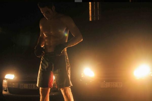 Kad se skine Moša - oči ispadaju: Neverovatna transformacija Petra Strugara! (VIDEO)