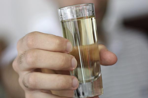 OPREZ, GRADSKI VODOVOD U 3 NAVEDENA MESTA DAJE ZAMUĆENU VODU KOJA NIJE ZA PIĆE: Nikako i nipošto vodu SA ČESME!