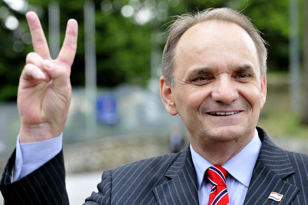 GLAVAŠ NA FEJSBUKU NAPISAO DA JE TOKOM POSLEDNJEG RATA "POBIO PREMALO LJUDI": Uz objavu stavio smajli!