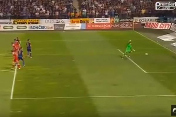 Ili je viša sila bila uz Slovence, ili su igrači Aberdina najveći smotanci koje je fudbal video! (VIDEO)
