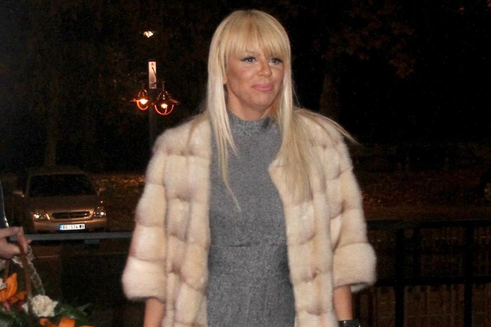 Neprijatno skroz: Ovako se Dara Bubamara pravda da nema ljubavnika! (VIDEO)