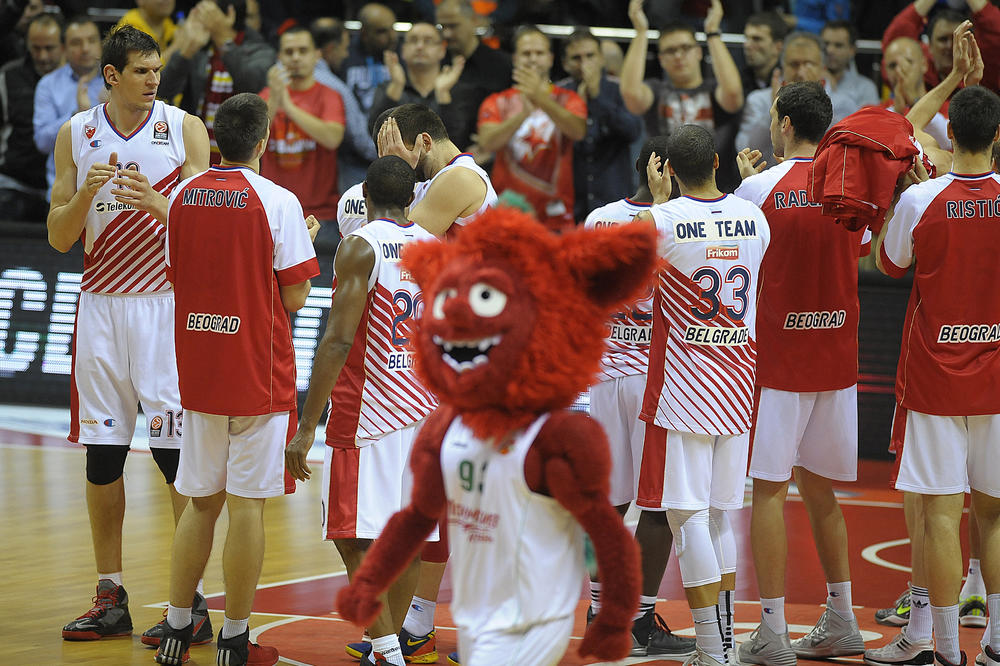 Dajte nam šećera i vode: Plata bivšeg igrača Zvezde je skoro ista kao njen budžet za celu sezonu! (VIDEO)