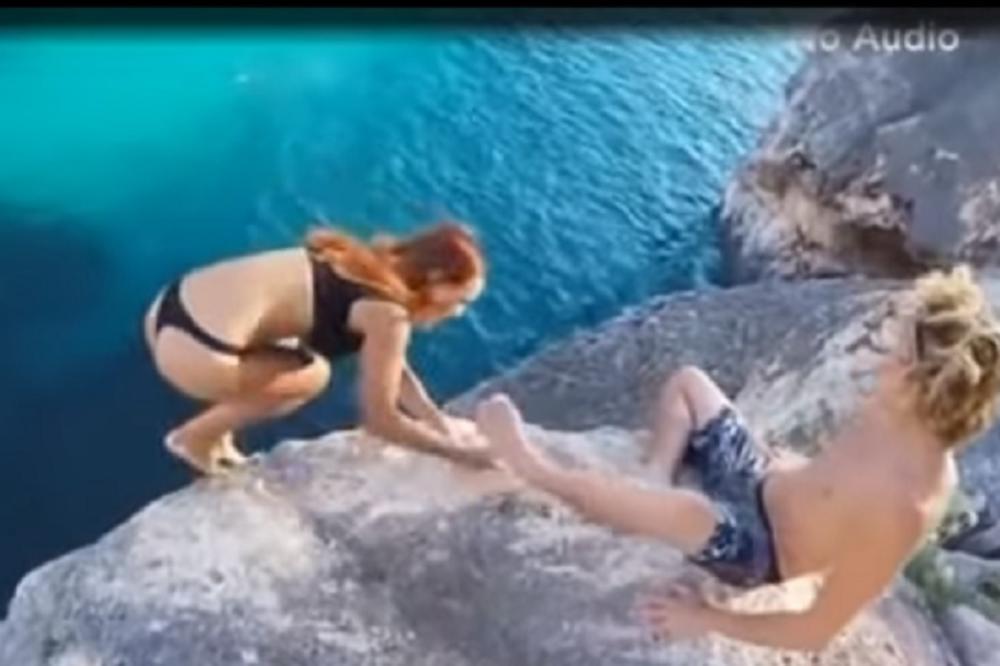Devojka je proklizala na steni, a on je ispao velika cava! (VIDEO)