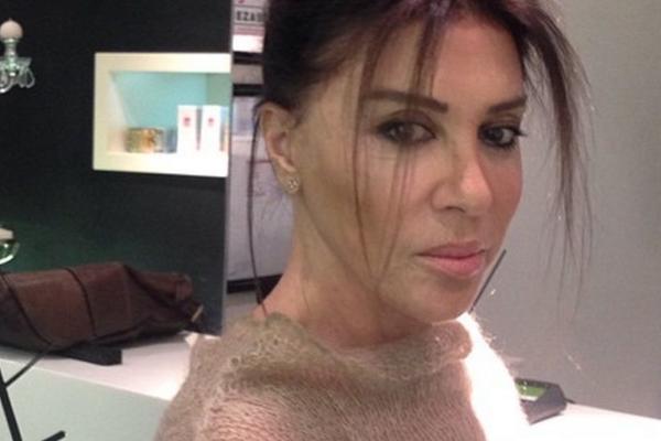 Ko bi poverovao da je u osmoj deceniji? Turska glumica izgleda 30 godina mlađe! (FOTO)