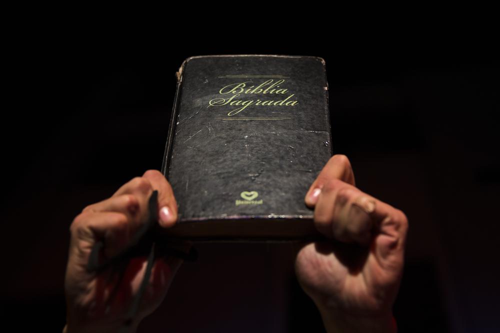 BIBLIJA JE PREDVIDELA KORONAVIRUS! Biće gladi, kuge i zemljotresa! Sve su to počeci tuge