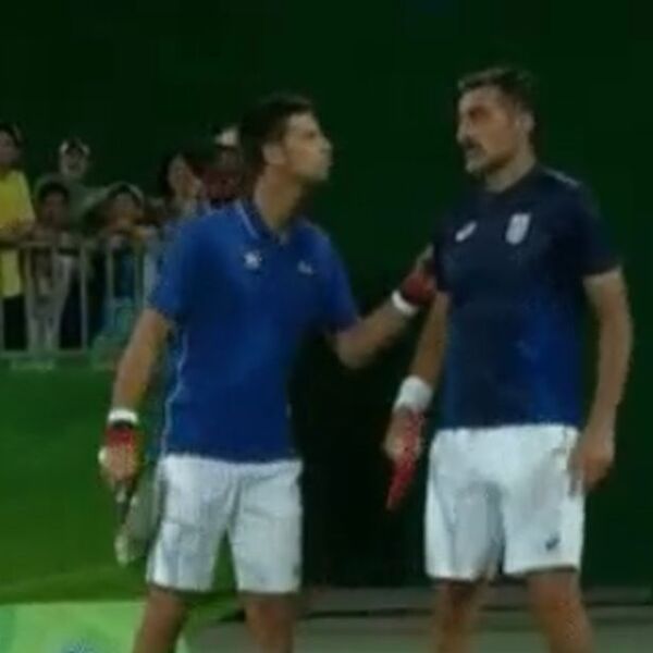 Nole hteo da poljubi Zimonjića u usta tokom meča sa Hrvatima! (VIDEO)