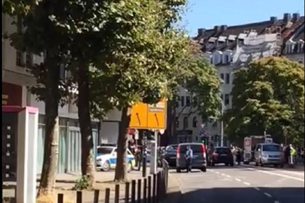 Završena drama u restoranu Dubrovnik: Makedonac lakše povređen, odveden u bolnicu (FOTO) (VIDEO)