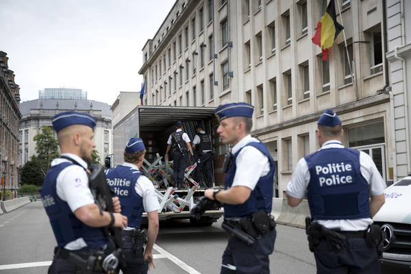 Islamska država preuzela odgovornost za napad na policajce!