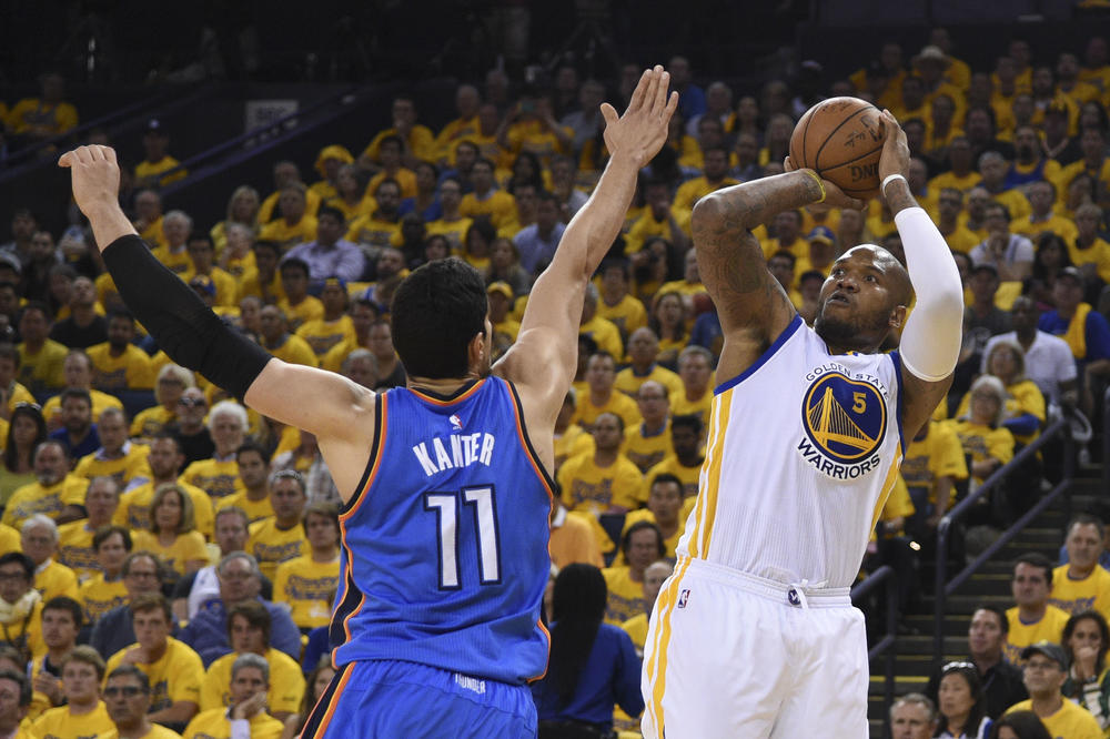 Porodica se odrekla turskog NBA košarkaša, jer je podržao pučiste! (FOTO)