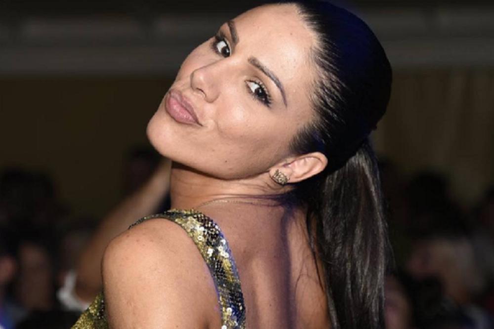 NIJE JE IZMISLILA?! Sandra Afrika konačno pokazala bogatu babu! (FOTO)