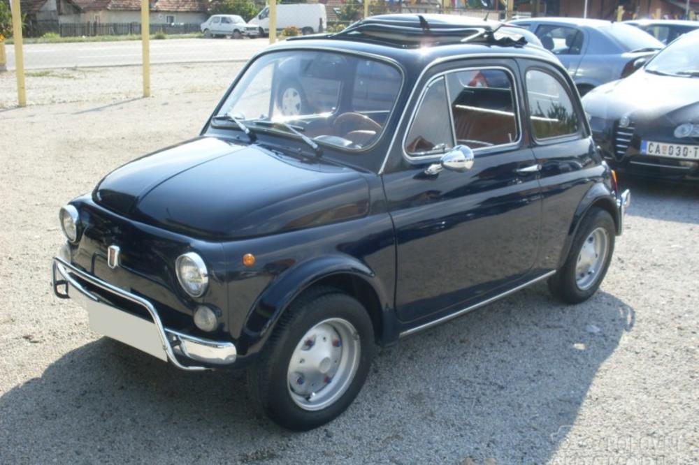 Autić za šmekere i cice od stila: Prelepi klasični Topolino može biti vaš! (FOTO) (VIDEO)