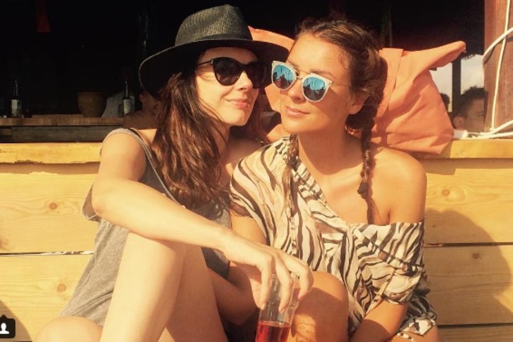 Sestre Mićalović žare i pale: Crnogorsko primorje se zbog njih usijalo! (VIDEO)