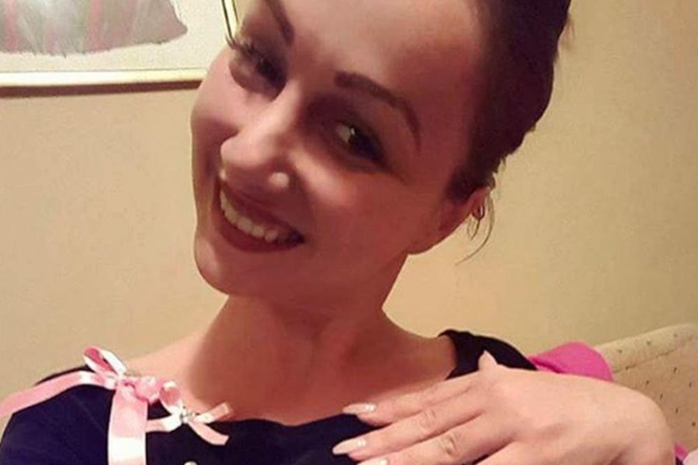 Pohvalila se seksi crncem: Maca Diskrecija pokazala svog mačora! (VIDEO)