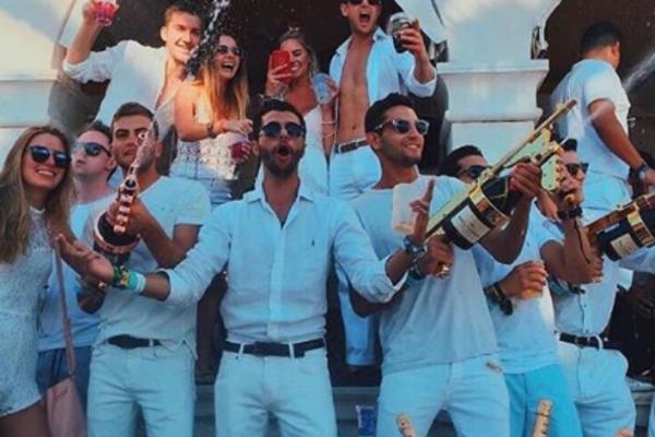 Jahte, šampanjac, brdo love: Ćerka Donalda Trampa se bahanališe i to kako! (FOTO)