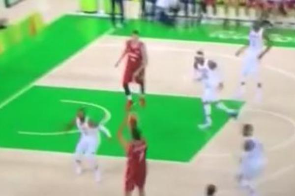 Bogdane, ući će kada bude najpotrebnije! Pogledajte kako je Bogdanović promašio produžetak protiv Amera! (VIDEO)