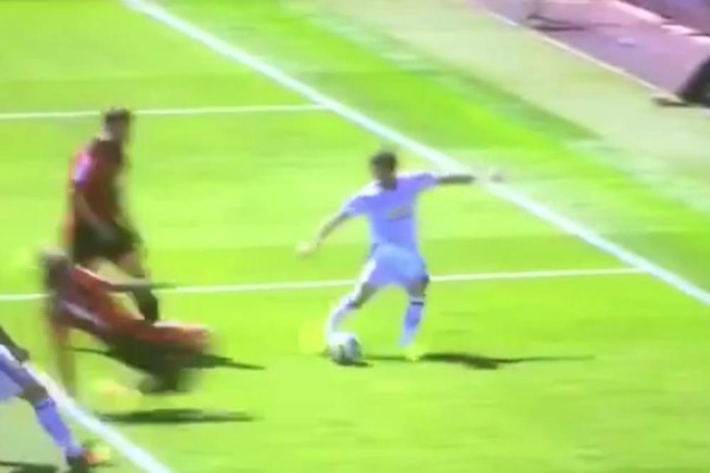 Majstore, bolje da si odmah dao autogol nego što si mučio i sebe i navijače! (VIDEO)