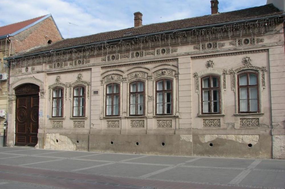 Prodaju ćevape pored slike patrijarha Pavla: Parohijski dom postao kafana