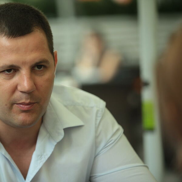 BOROVČANIN ZARAŽEN KORONAVIRUSOM: Predsednik Bokserskog saveza hitno primljen u bolnicu u teškom stanju!