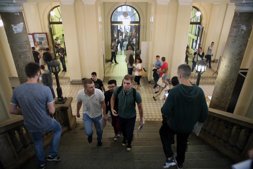 Objavljen spisak fakulteta u Srbiji koji su dobili dozvolu za onlajn nastavu!