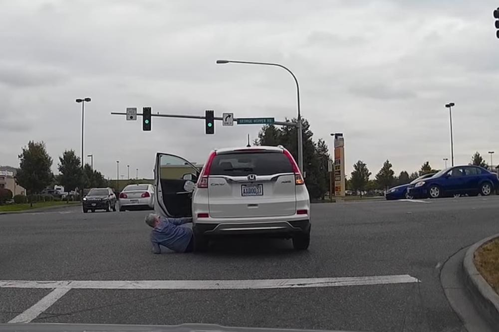 Pa, kako, ženo božija?! Uspela da pregazi samu sebe! (VIDEO)