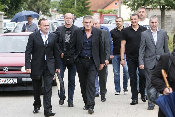 GOVOR NA GIŠKINOJ SAHRANI DRŽAO "GOSPODAR CRNE GORE"! Dušmani ga UBIŠE, a krimosi reči znaju i danas kao OČE NAŠ